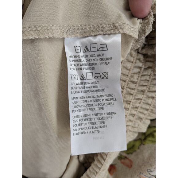 Susan Graver Floral Blouse S Cream Loose Fit Batwing Top Crew Elastic Hem Office - Picture 5 of 8